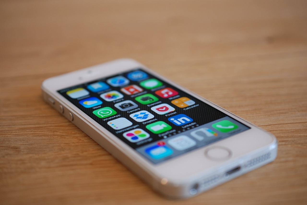 苹果iPhone 4最新系统深度体验与评测