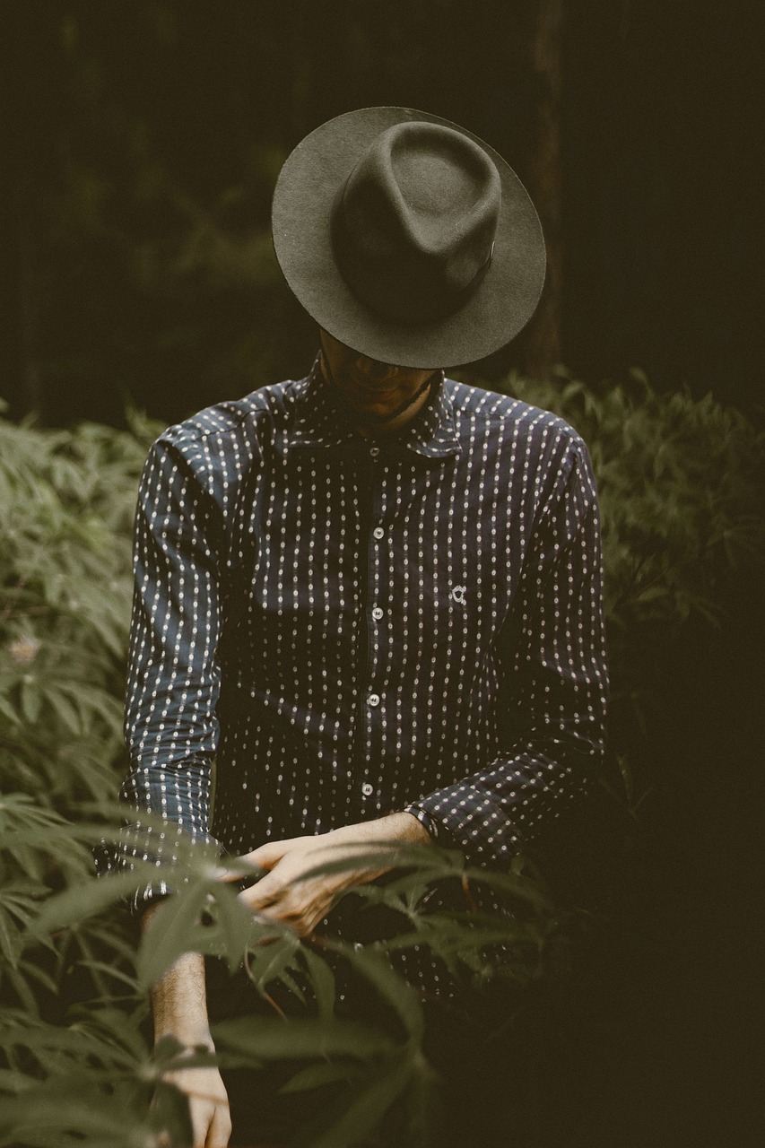 娱乐圈背后的黑暗现象，蹂躏女明星的丑闻